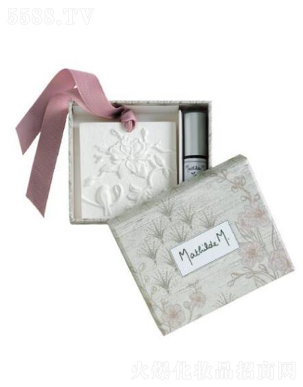 ������(�Ϻ�)Ʒ�ƹ����ɷ����޹�˾���Ϻ������� �e̎���@���ʯ��Y��-�軨����