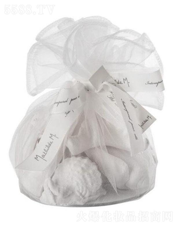 ������(�Ϻ�)Ʒ�ƹ����ɷ����޹�˾���Ϻ������� ��?sh��)۠���ؐ�����ʯ�?����̖(h��o)8��(g��)�b