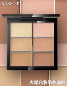 ZFC����ϵ����ɫ�����H�w��覸�