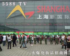 �𱬵ľ������𱬵ĈF�