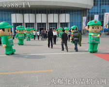 Ӣ������ľGɫ��ͨ��ģ������Ⱥ