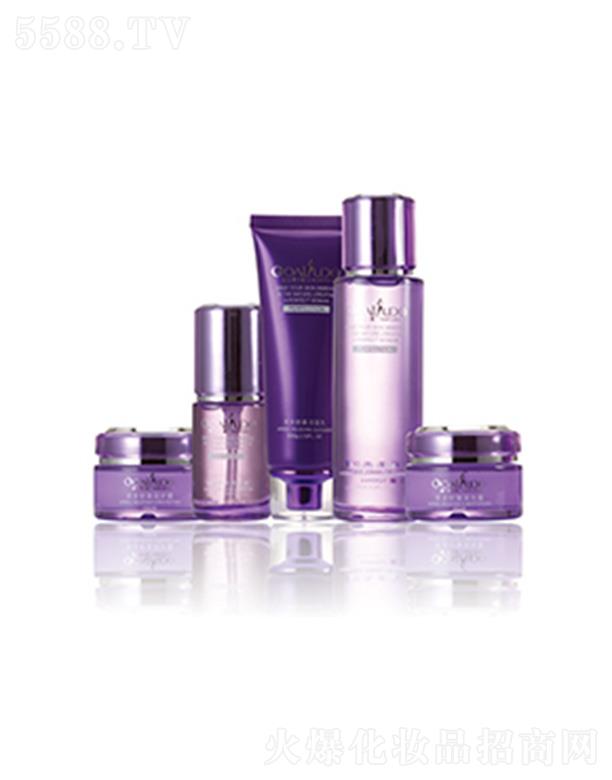 �����òݱ�����ϵ�� �a(b��)ˮ�{(di��o)���澏�Ք����w