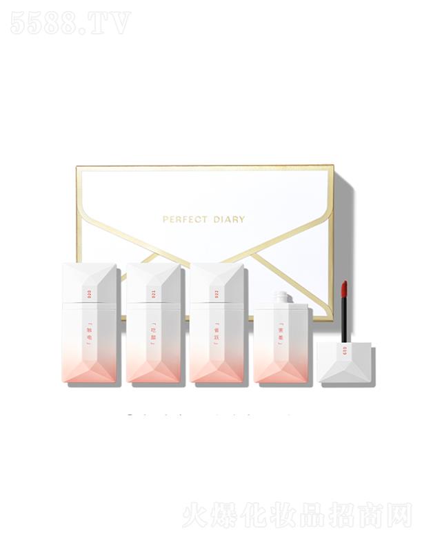 ������ӛ�ŷ�Y��ϵ��   С�����ڼt  ��Ϧ���˹�(ji��)�Y��