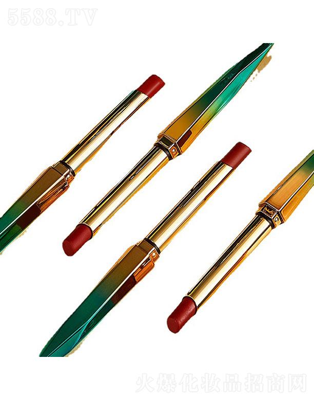 HLOFF����p�F���ܿڼt