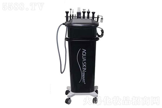 �ھCƤ�w�����C�σx