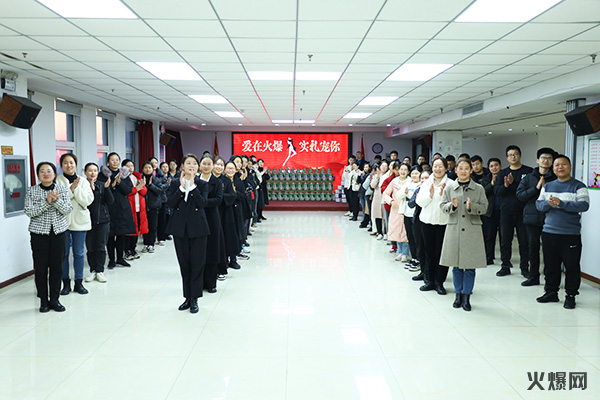 �펽�`���A�������»����𱬾W(w��ng)��T���l(f��)��Ů��(ji��)�YƷ��